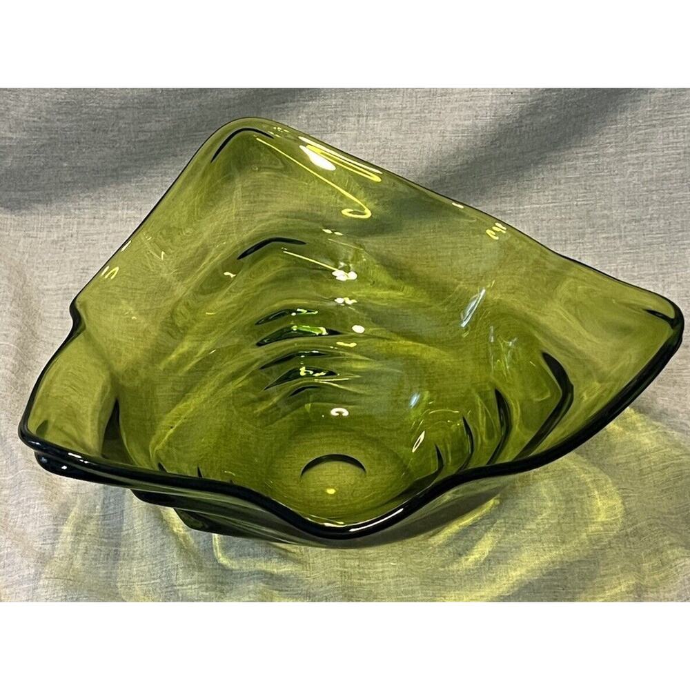 Vintage Vicking Glass Avocado Green 12" Fruit Bowl